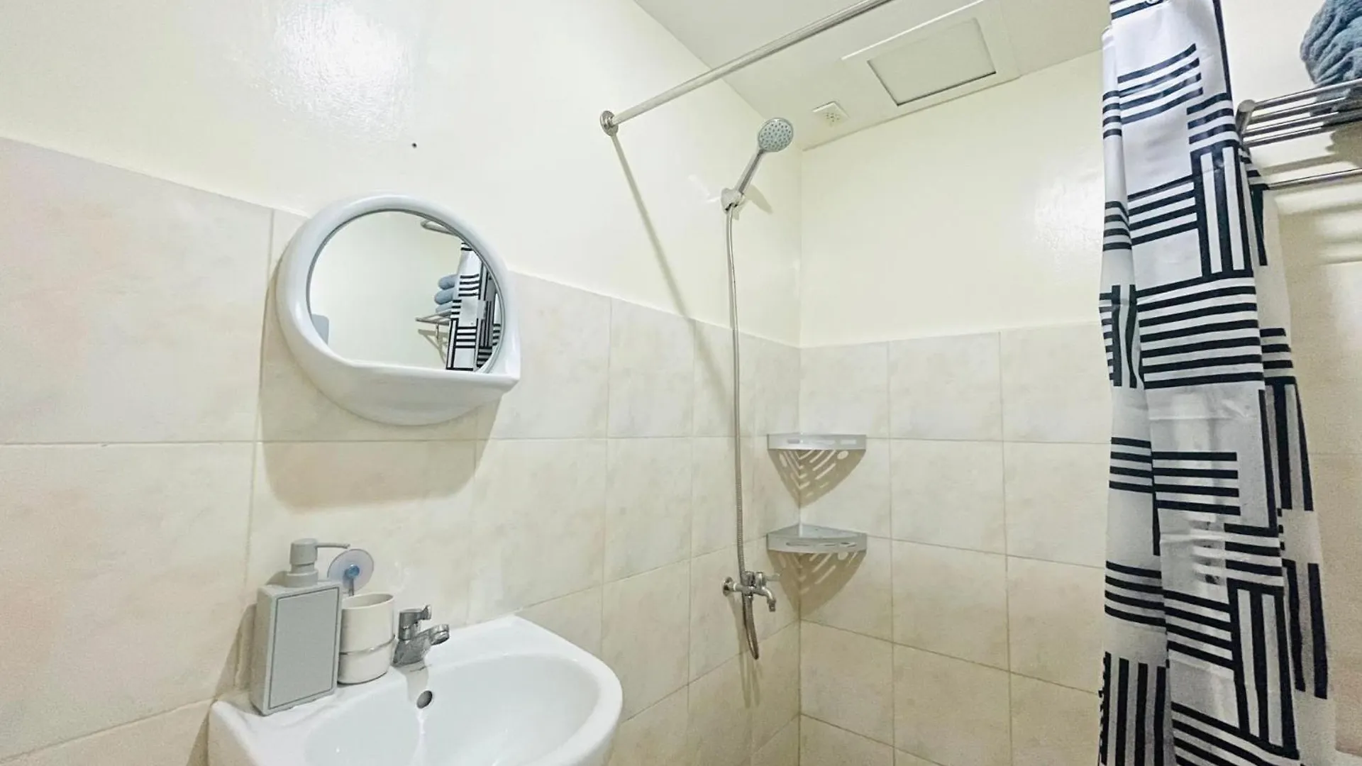 Davao City Condo Near Samal,Airport,Lanang,Bajada